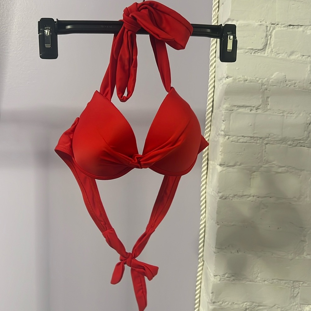 Push-up Red Bikini Top